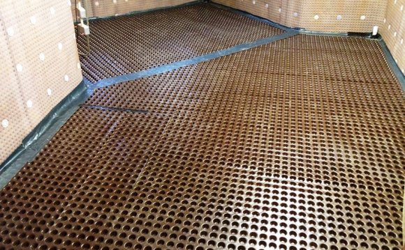 Dimpled membrane basement floor